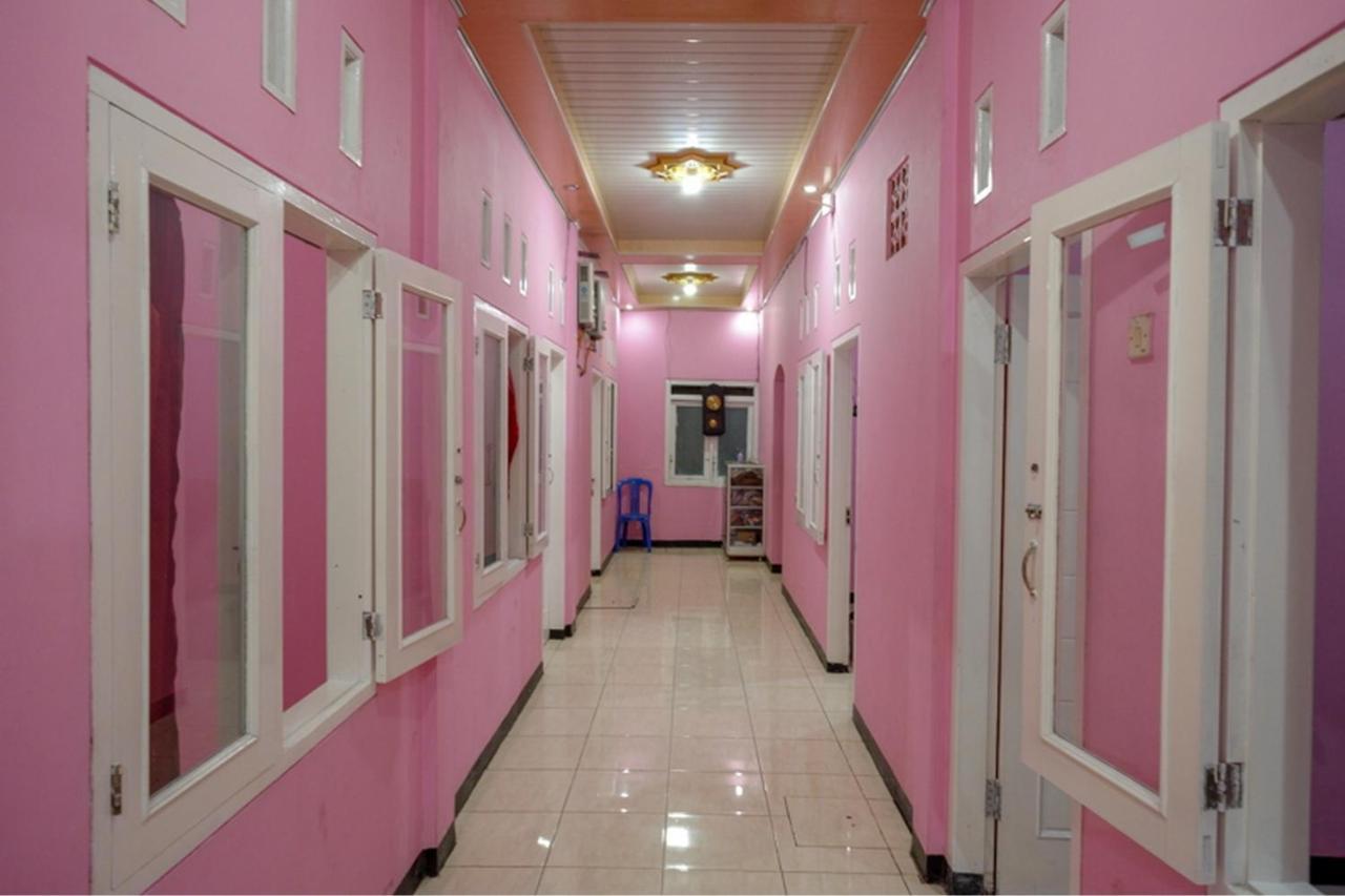 Reddoorz Syariah Near Telaga Warna Dieng Diyeng Exterior foto