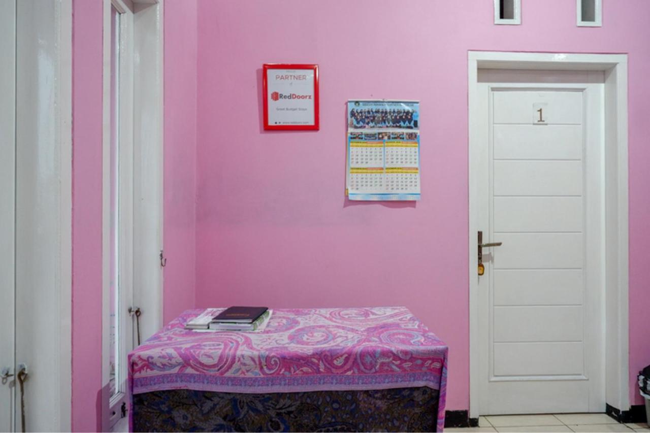 Reddoorz Syariah Near Telaga Warna Dieng Diyeng Exterior foto