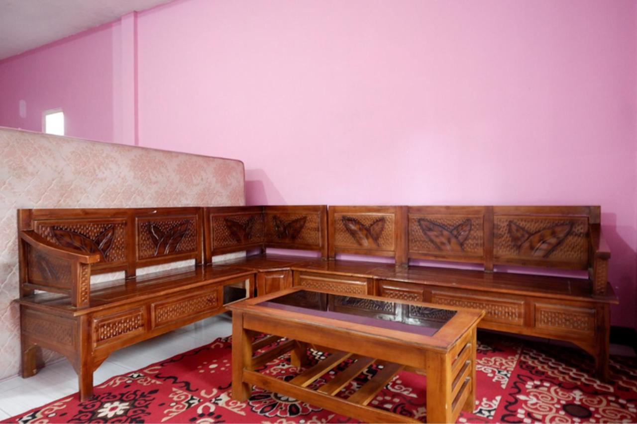 Reddoorz Syariah Near Telaga Warna Dieng Diyeng Exterior foto